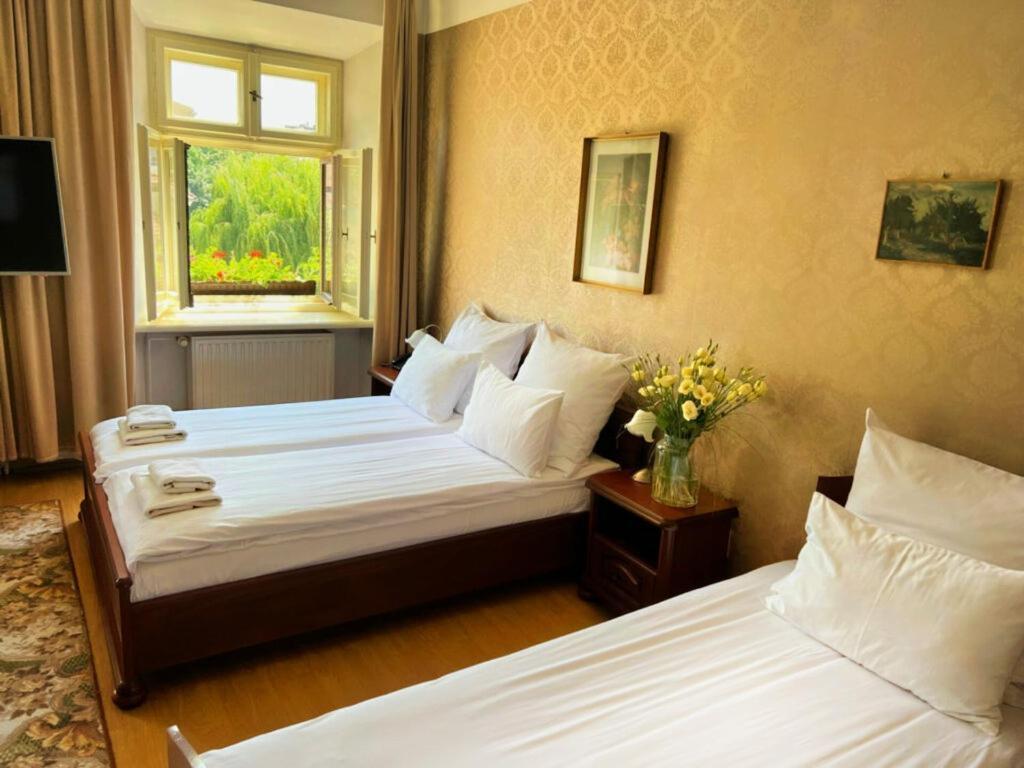 Pollera Hotel 3*